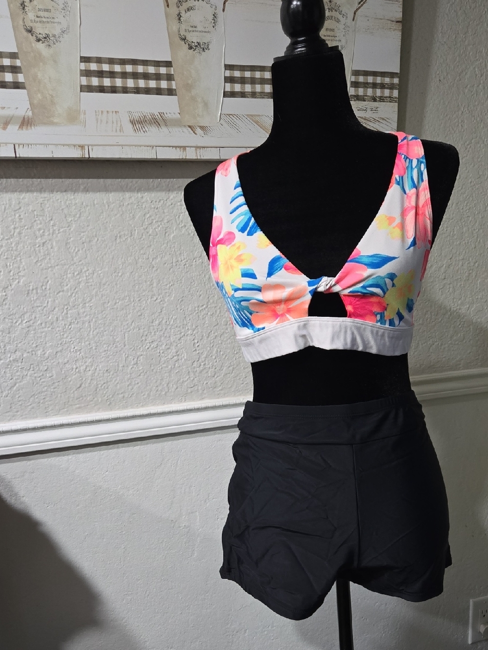 PINK Victoria’s Secret Tropical Floral Swim Top  Black Swim Shorts Mix Match Set